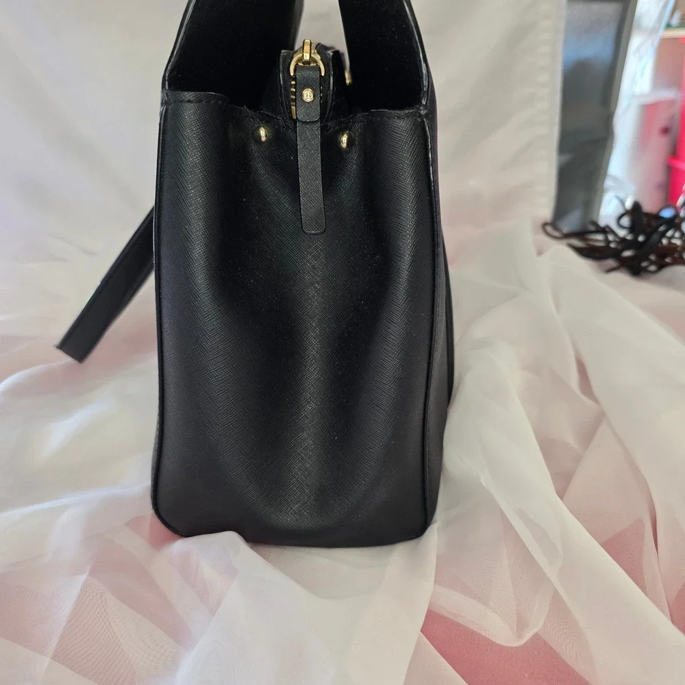 Kate Spade New York Black Saffiano Leather Tote Bag Shoulder Purse Gold Hardware